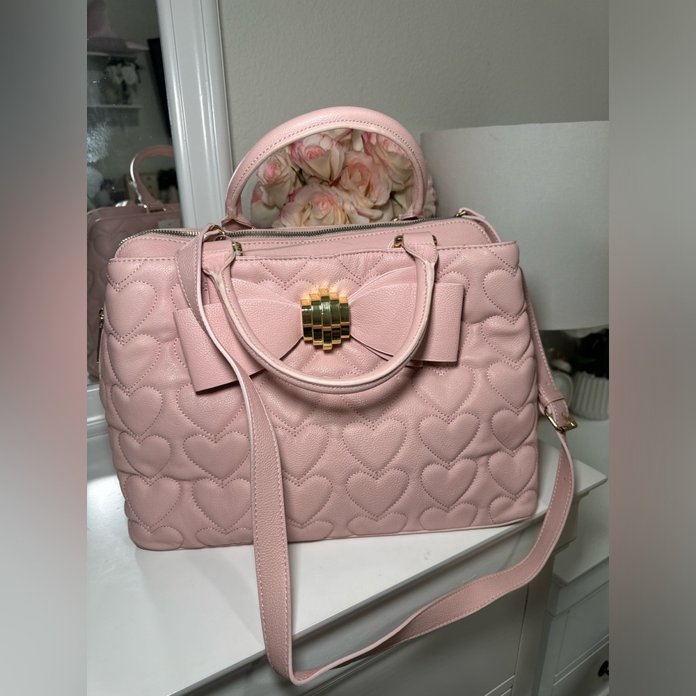 Betsey Johnson Large Light Pink Heart Satchel